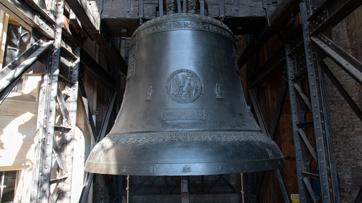 Českem zní zvony na památku zavražděných